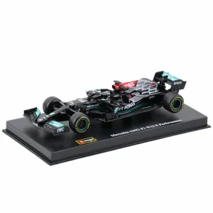 Carro a Escala 1:43 W12 Valteri Bottas #77 2021 - Negro