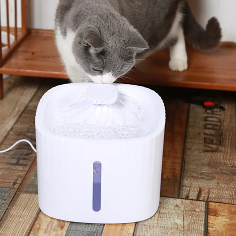 Electric Water Circulation Cat Automatic Drinking Fountain / Fuente de agua automática para gatos con circulación eléctrica