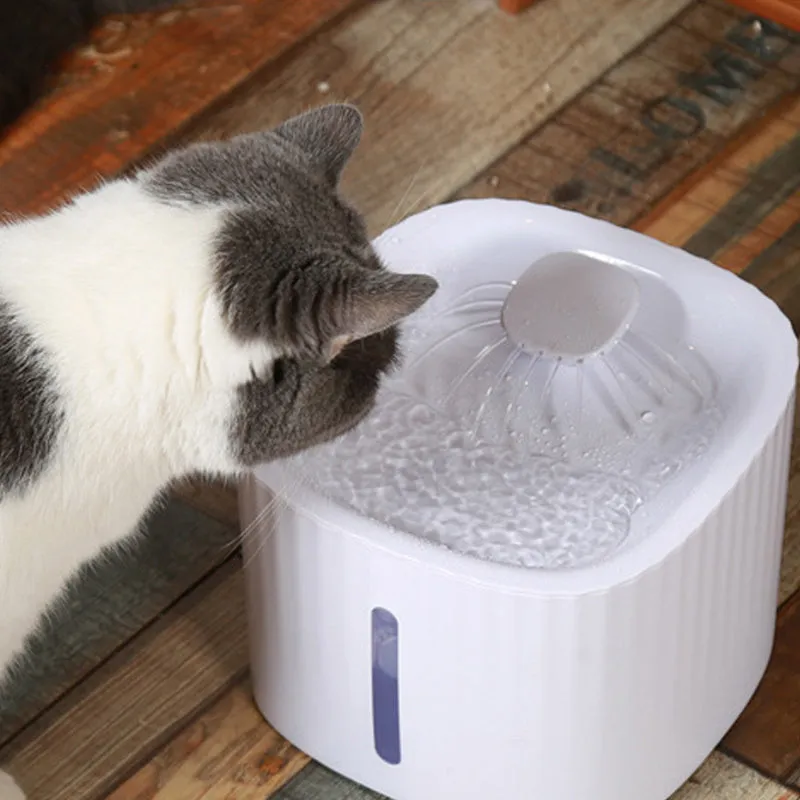 Electric Water Circulation Cat Automatic Drinking Fountain / Fuente de agua automática para gatos con circulación eléctrica